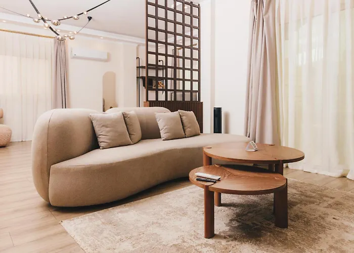 Viola By Elegant Hospitality - Near Waterway Mall